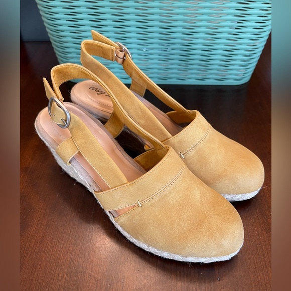 NWOT Easy Street Stargaze Espadrille Slingback Wedges - Picture 4 of 9